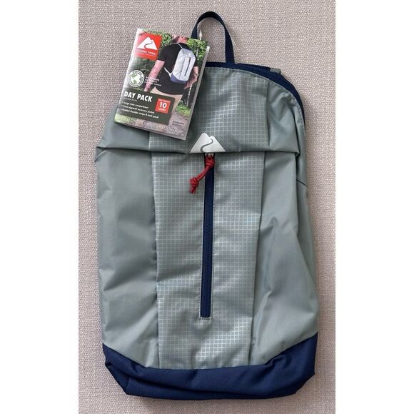 Ozark Trail Unisex 10L Day Pack, LIGHT GREEN - Picture 1 of 9